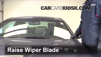 Front Windshield Wiper Blade Change: 2013 Hyundai Genesis Coupe 2.0T