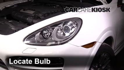 2013 Porsche Cayenne 3.6L V6 Lights Headlight (replace bulb)