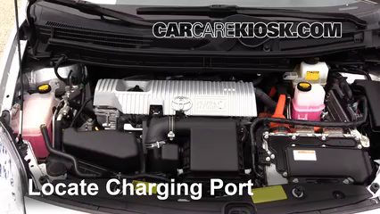 2013 Toyota Prius Plug-In 1.8L 4 Cyl. Climatisation Ajouter du réfrigérant