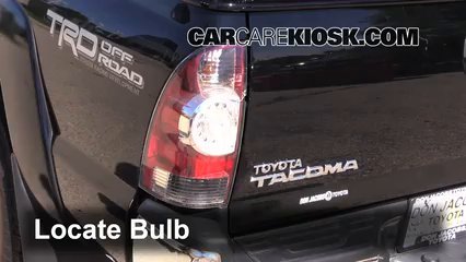 2013 Toyota Tacoma 4.0L V6 Crew Cab Pickup Éclairage Feux de position arrière (remplacer ampoule)