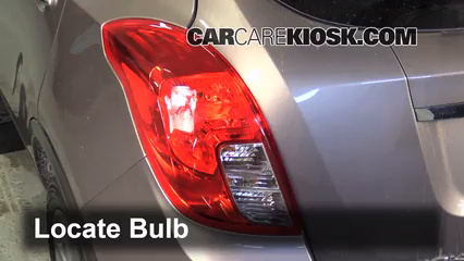 2014 Buick Encore 1.4L 4 Cyl. Turbo Éclairage Feu clignotant arrière (remplacer l'ampoule)