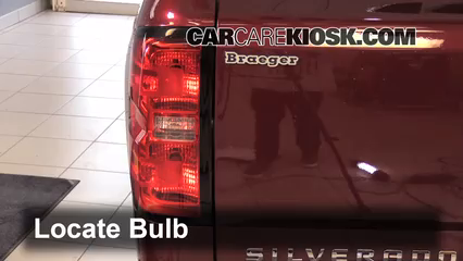 2014 Chevrolet Silverado 1500 LT 5.3L V8 FlexFuel Crew Cab Pickup Éclairage Feux de marche arrière (remplacer une ampoule)