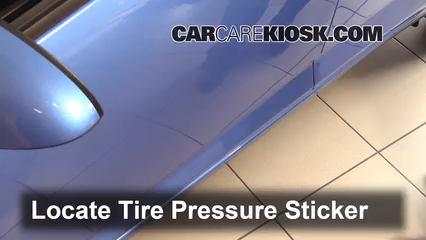 2014 Chevrolet Spark LT 1.2L 4 Cyl. Pneus et roues Vérifier la pression des pneus