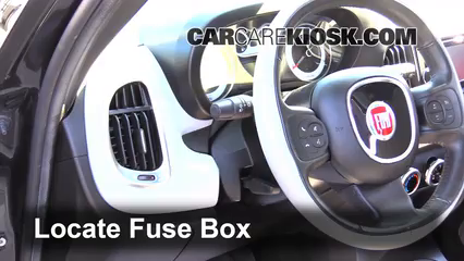 2014 Fiat 500L 1.4L 4 Cyl. Turbo Fusible (interior)