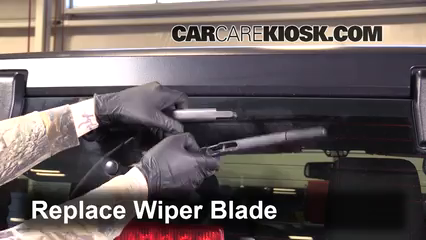 Rear Windshield Wiper Blade Change: 2014 Jeep Wrangler Sport  V6