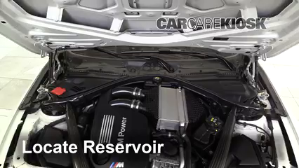 2015 BMW M4 3.0L 6 Cyl. Turbo Coupe Líquido limpiaparabrisas Agregar líquido