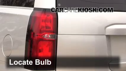 2015 Chevrolet Suburban LT 5.3L V8 FlexFuel Luces Luz trasera (reemplazar foco)