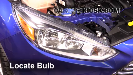 2015 Ford Focus Titanium 2.0L 4 Cyl. FlexFuel Sedan Éclairage Feux de route (remplacer l'ampoule)