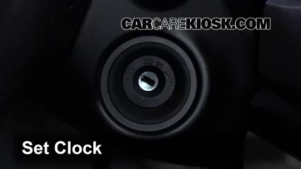 2015 Kia Sedona LX 3.3L V6 Clock