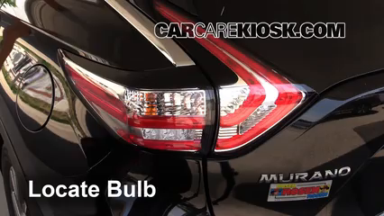 2015 Nissan Murano Platinum 3.5L V6 Éclairage Feu clignotant arrière (remplacer l'ampoule)