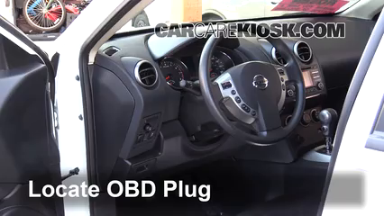 2015 Nissan Rogue Select S 2.5L 4 Cyl. Compruebe la luz del motor