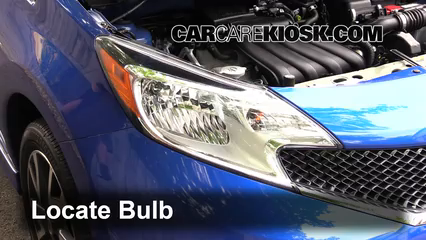 2015 Nissan Versa Note S 1.6L 4 Cyl. Luces Luz de giro delantera (reemplazar foco)