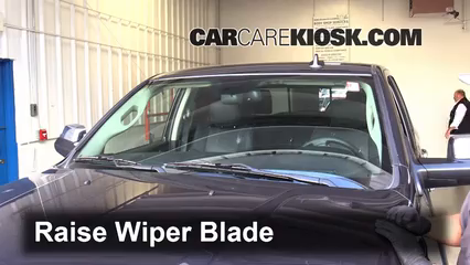 Front Windshield Wiper Blade Change: 2015 Ram 2500 Laramie 6.7L 6 Cyl