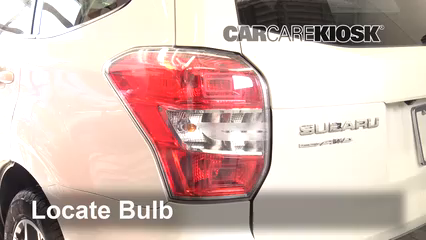 2015 Subaru Forester 2.0XT Touring 2.0L 4 Cyl. Turbo Éclairage Feu stop (remplacer ampoule)