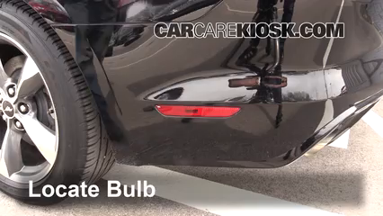 2016 Ford Mustang V6 3.7L V6 Coupe Éclairage Feux de position arrière (remplacer ampoule)