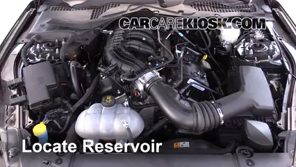 2016 Ford Mustang V6 3.7L V6 Coupe Liquide essuie-glace Vérifier le niveau de liquide