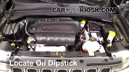 2016 Jeep Renegade Limited 2.4L 4 Cyl. Oil Check Oil Level