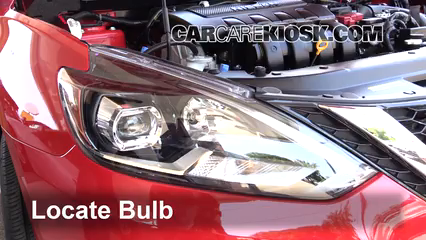 2016 Nissan Sentra FE+S 1.8L 4 Cyl. Éclairage Feu clignotant avant (remplacer l'ampoule)