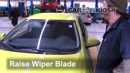 2010 toyota corolla wiper blade size