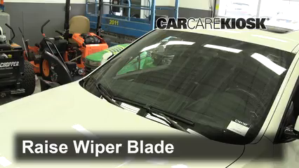 2017 BMW X4 xDrive28i 2.0L 4 Cyl. Turbo Windshield Wiper Blade (Front) Replace Wiper Blades