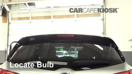 2017 Buick Envision Essence 2.5L 4 Cyl. FlexFuel Éclairage Feu de freinage central (remplacer l'ampoule)