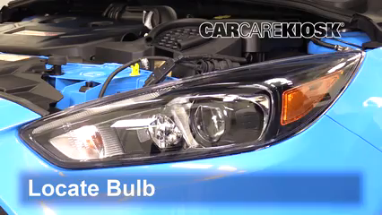 2017 Ford Focus RS 2.3L 4 Cyl. Turbo Éclairage Feux de route (remplacer l'ampoule)