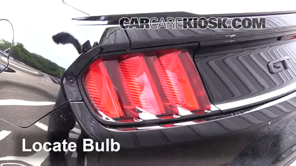 2017 Ford Mustang GT 5.0L V8 Lights