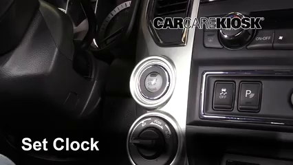 2017 Nissan Titan XD SL 5.6L V8 Horloge Régler l'horloge