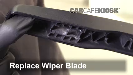 Rear Wiper Blade Change Ford EcoSport (2018-2019) - 2018 Ford EcoSport ...