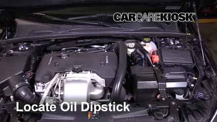 2018 Buick Regal Sportback Preferred II 2.0L 4 Cyl. Turbo Aceite Controlar nivel de aceite