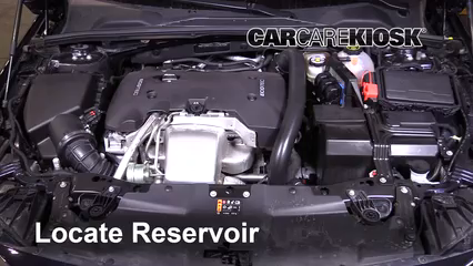 2018 Buick Regal Sportback Preferred II 2.0L 4 Cyl. Turbo Líquido limpiaparabrisas Controlar nivel de líquido