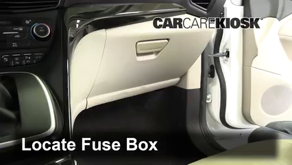 2018 Ford C-Max Hybrid Titanium 2.0L 4 Cyl. Fusible (intérieur)