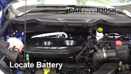 2018 Ford EcoSport Titanium 2.0L 4 Cyl. Batterie Nettoyer la batterie et les cosses