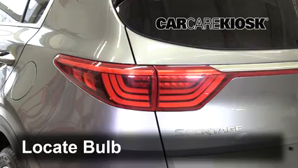 2018 Kia Sportage SX Turbo 2.0L 4 Cyl. Turbo Éclairage Feux de position arrière (remplacer ampoule)