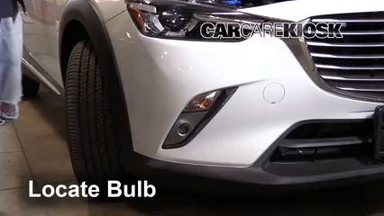 2018 Mazda CX-3 Grand Touring 2.0L 4 Cyl. Éclairage Feu antibrouillard (remplacer l'ampoule)