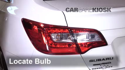 2019 Subaru Legacy 2.5i Limited 2.5L 4 Cyl. Éclairage Feu stop (remplacer ampoule)