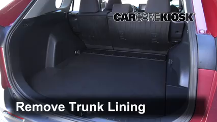 2019 Toyota RAV4 LE 2.5L 4 Cyl. Levantar auto Usar el gato para levantar el auto
