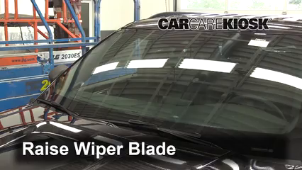 Front Windshield Wiper Blade Change: 2020 Ford Explorer XLT 2.3L 4 Cyl