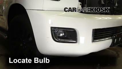 2020 Toyota Sequoia TRD Sport 5.7L V8 Éclairage Feu antibrouillard (remplacer l'ampoule)